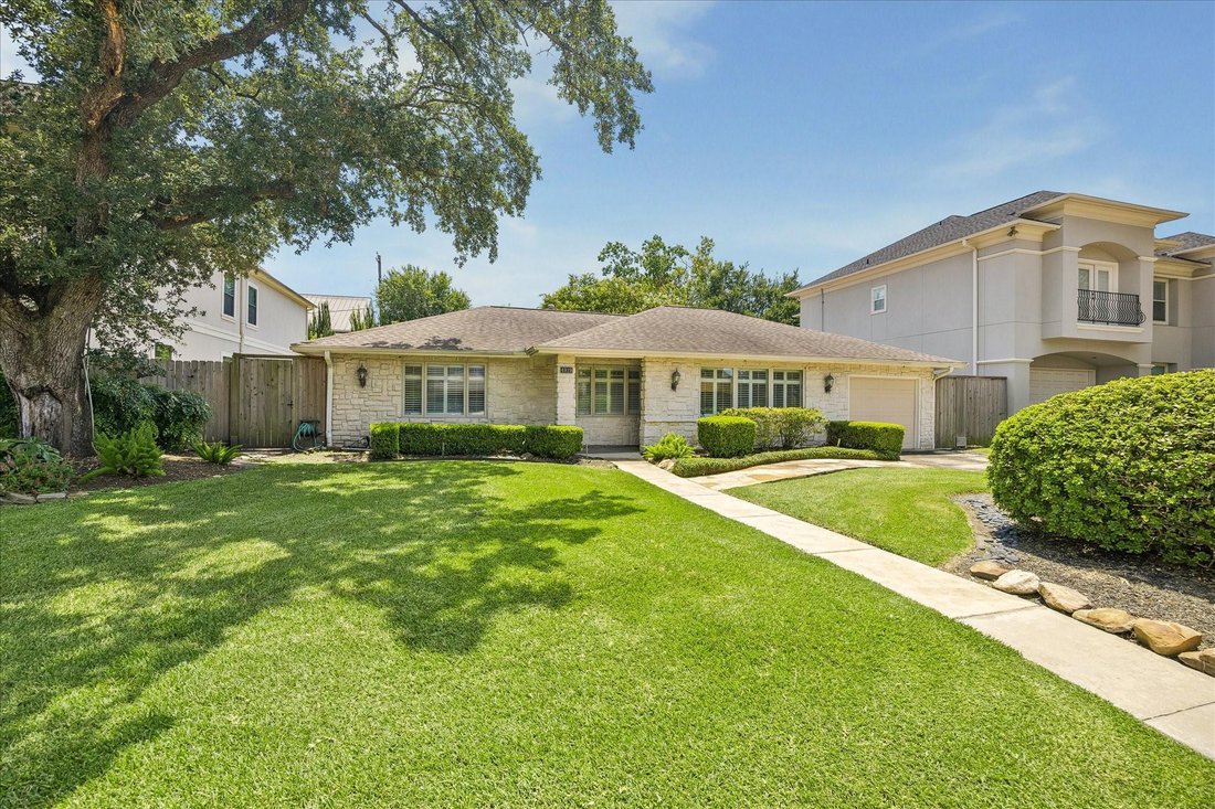 House in Bellaire, Texas, United States 1 - 18602046