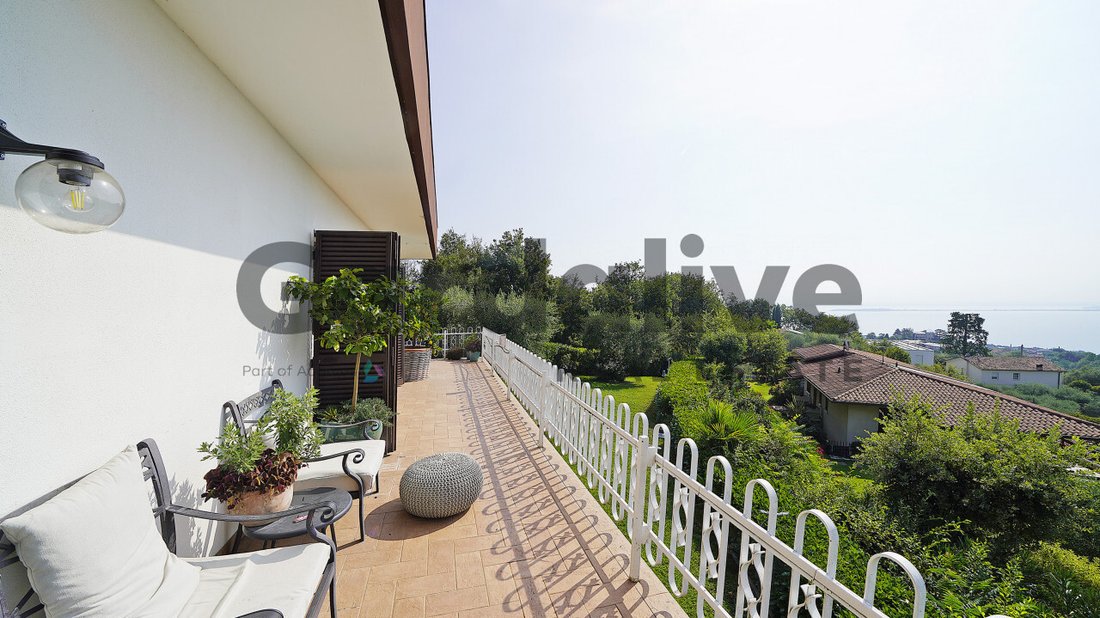 Villa in Padenghe sul Garda, Lombardy, Italy 3 - 18602886