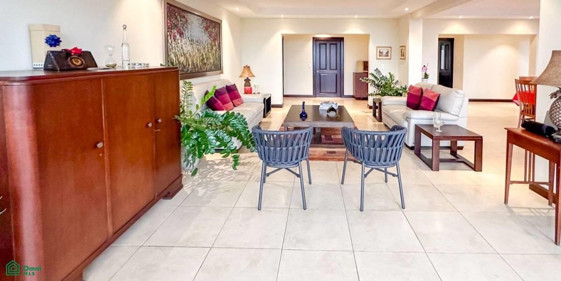 Condo in Escazu, San José Province, Costa Rica 1 - 17101048