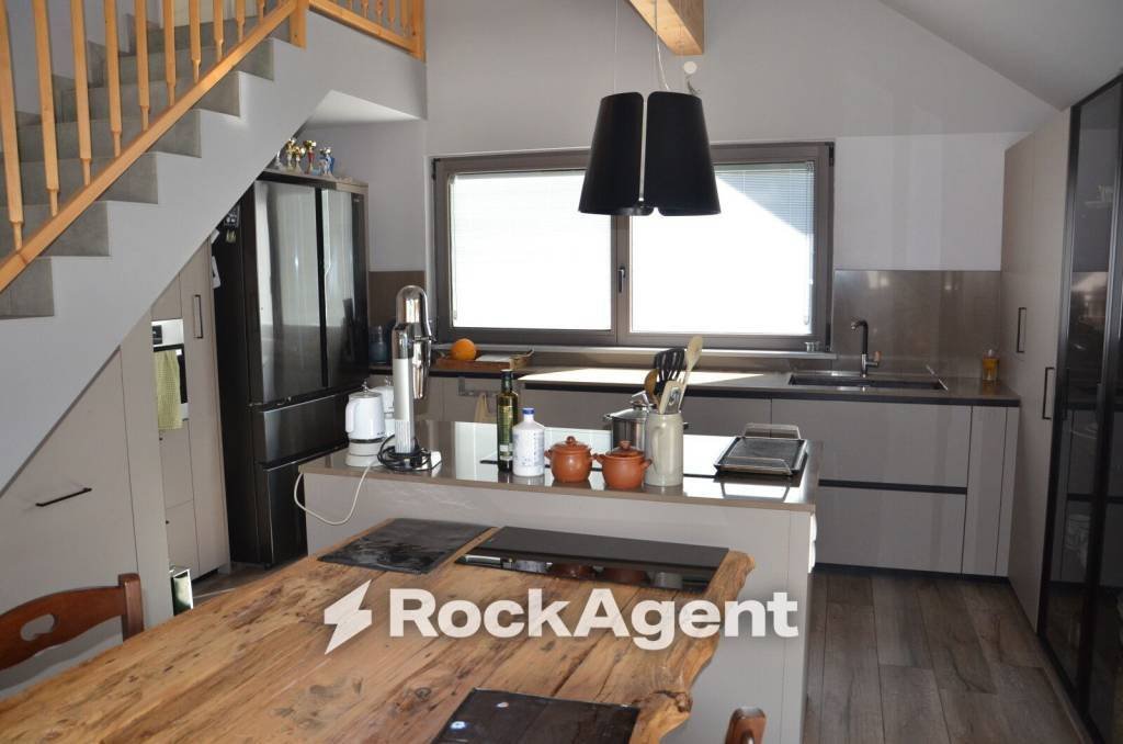 Villa in Fontanefredde, Trentino – Alto Adige/Südtirol, Italy 2 - 18602820