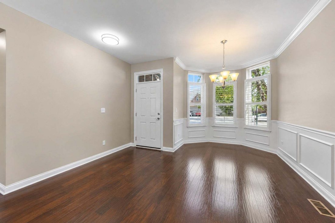 Condo in Bolingbrook, Illinois, United States 3 - 18601472
