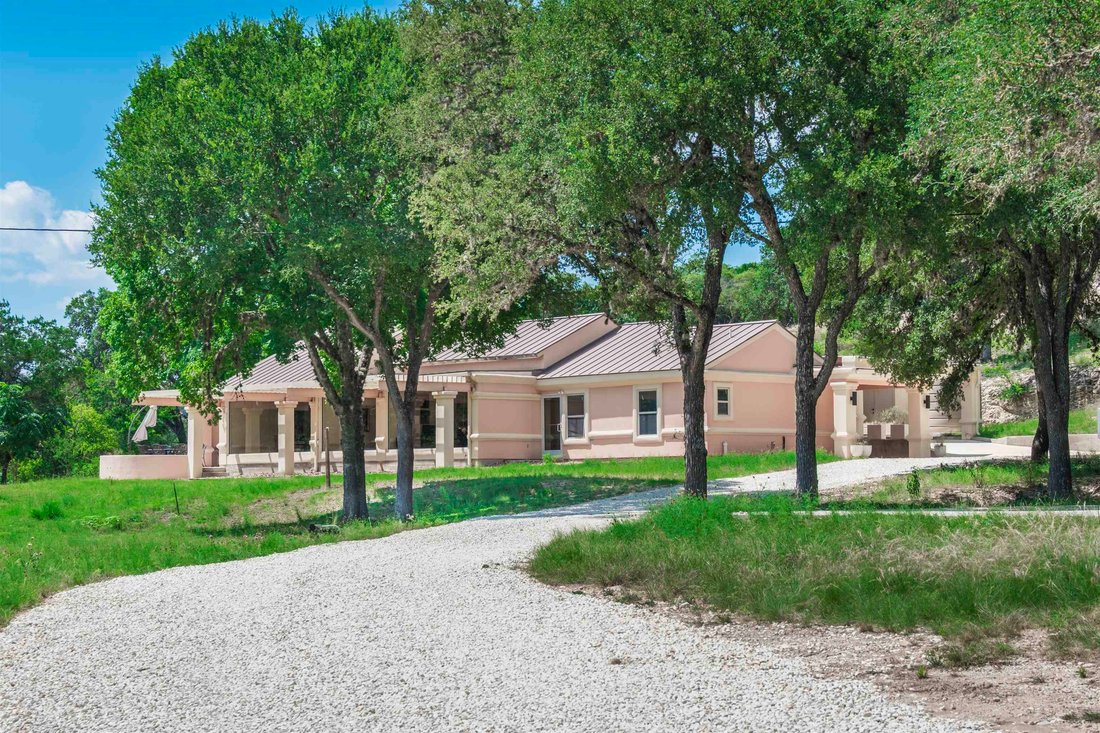 House in Boerne, Texas, United States 1 - 18600882