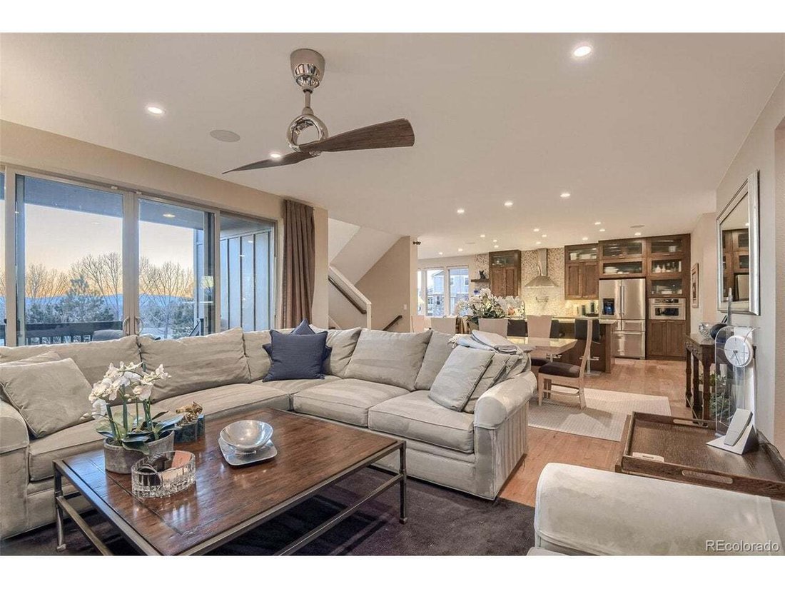 House in Aurora, Colorado, United States 4 - 18597082
