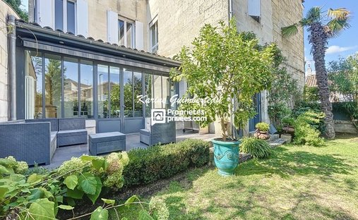 Villa in Libourne, Nouvelle-Aquitaine, France 1