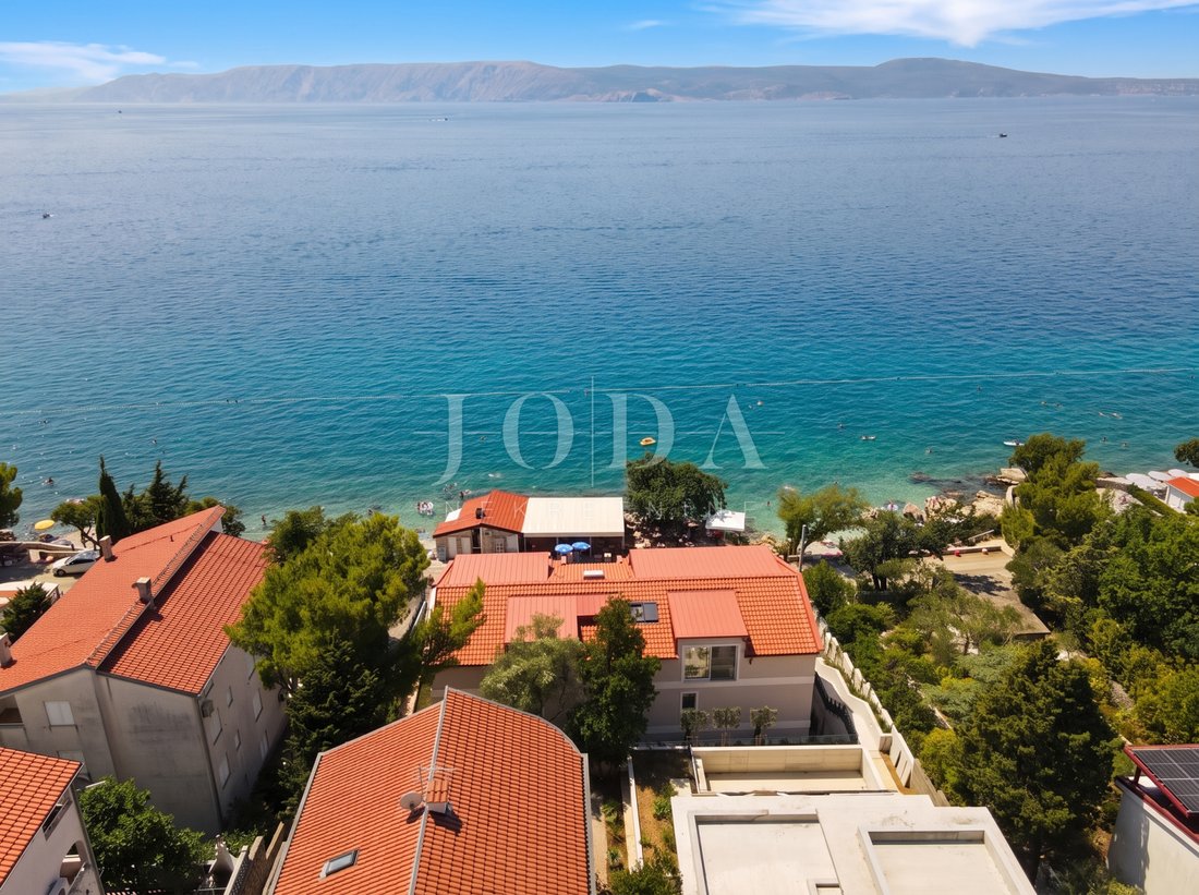 Apartment in Novi Vinodolski, Primorje-Gorski Kotar County, Croatia 2 - 18601066