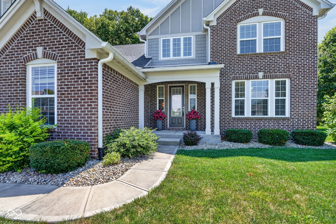 House in Greenwood, Indiana, United States 2 - 18601176