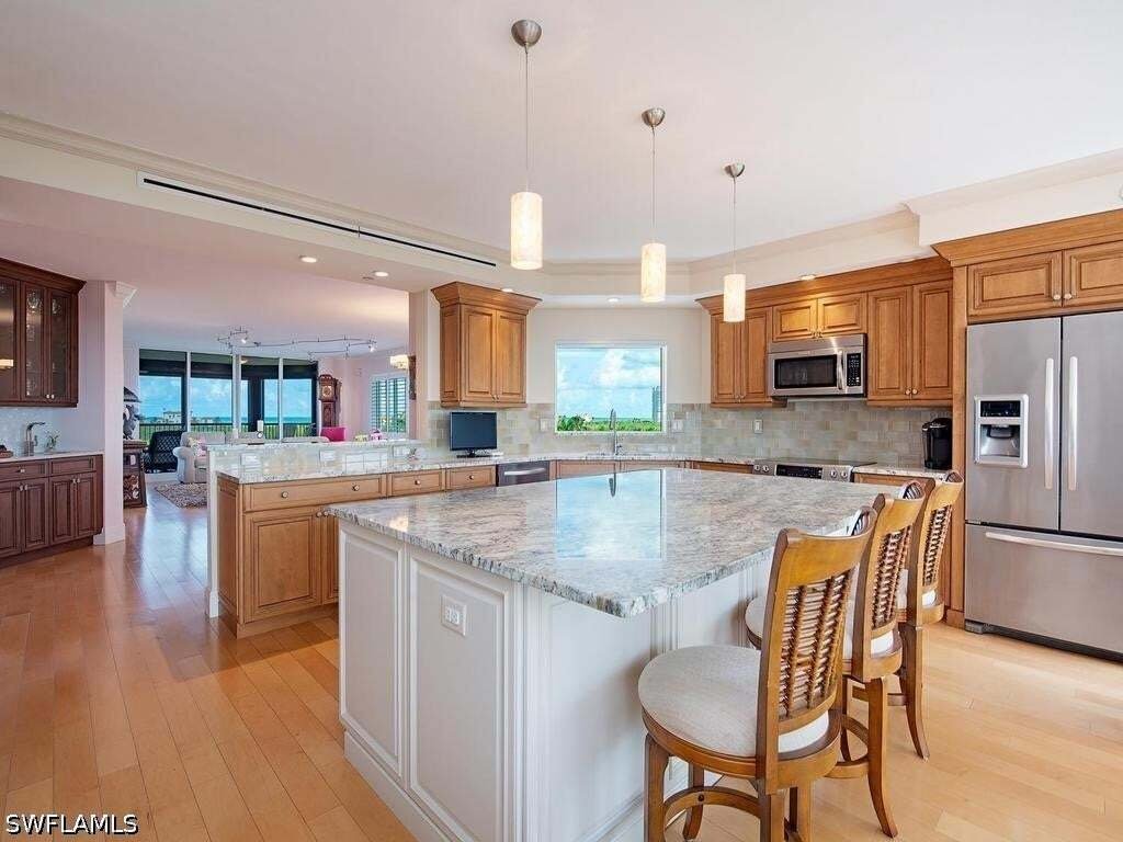 Condo in Naples, Florida, United States 1 - 18596358