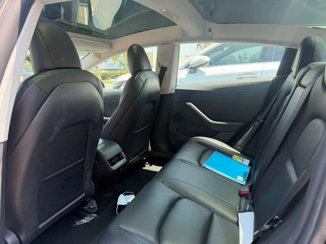 Sedan in Costa Mesa, CA, United States 5 - 18603031