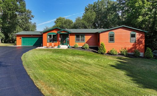 House in Fox Lake, Illinois, United States 1