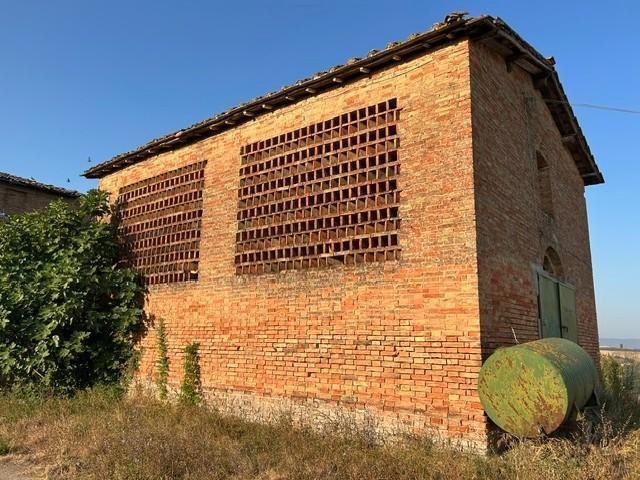 Porta Tufi - Porta Romana, Siena, Tuscany 2 - 18601340