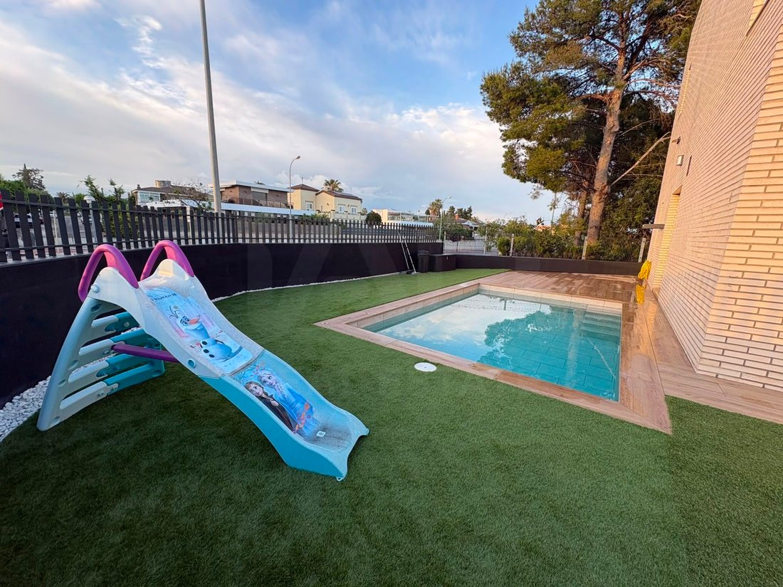 Townhouse in Cambrils, Catalonia, Spain 4 - 18602656