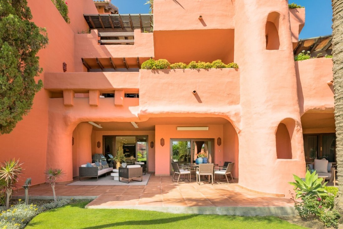 Apartment in Estepona, Andalusia, Spain 1 - 18598048