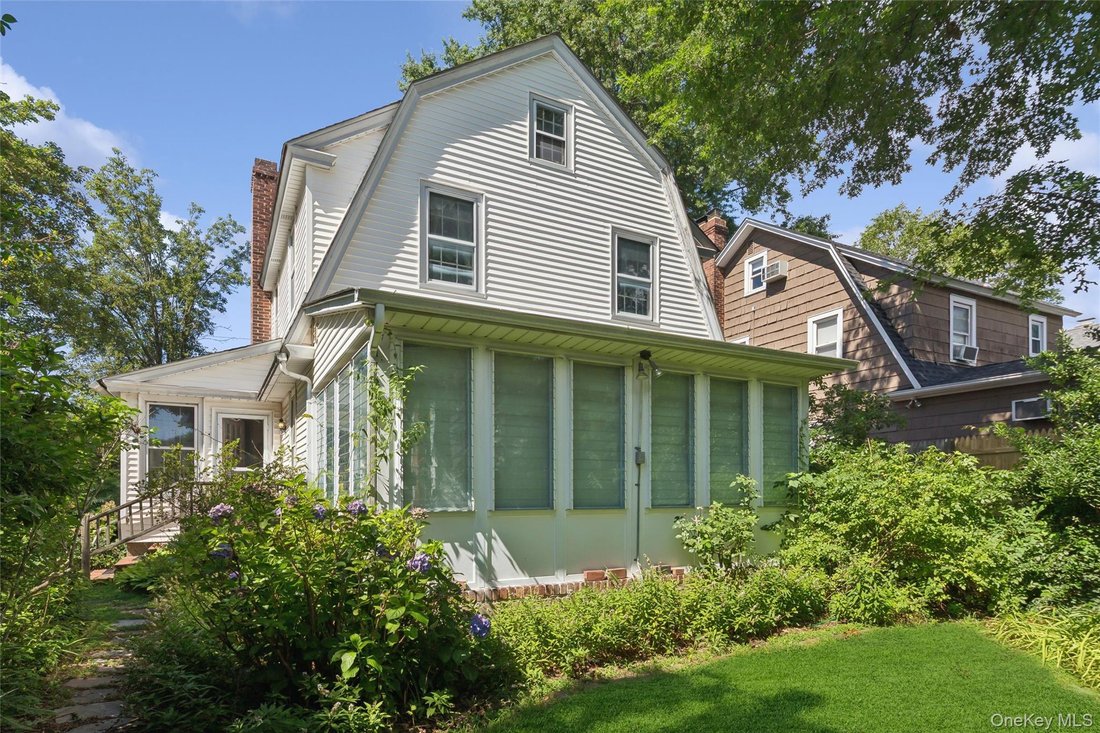 House in Port Washington, New York, United States 2 - 18602360