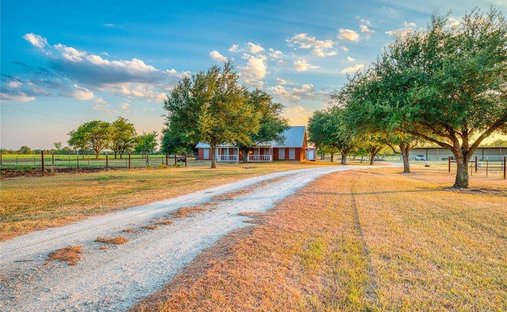 House in Thornton, Texas, United States 1