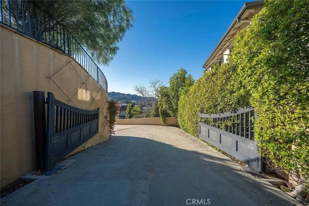 House in La Cañada Flintridge, California, United States 2 - 17048609