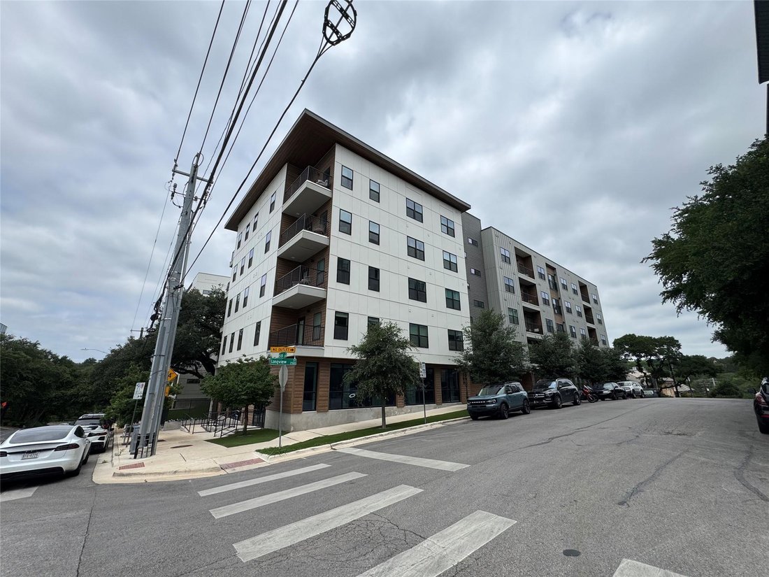 Condo in Austin, Texas, United States 2 - 18601344