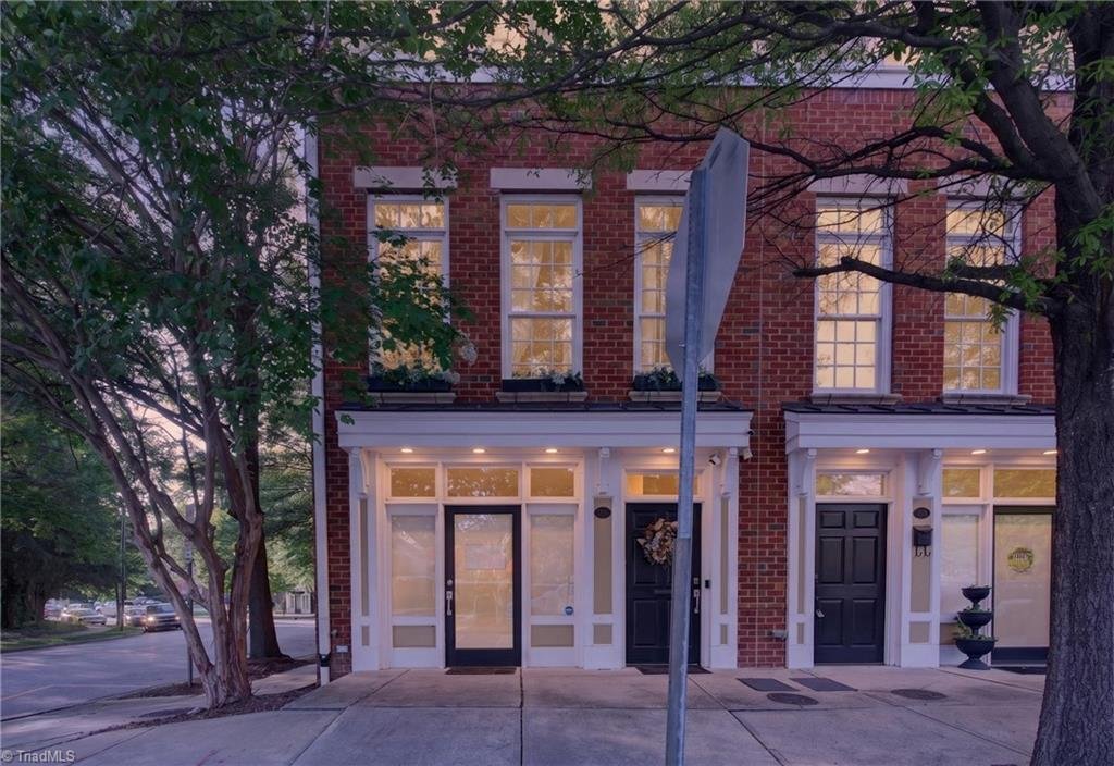 Townhouse in Greensboro, North Carolina, United States 2 - 18596731