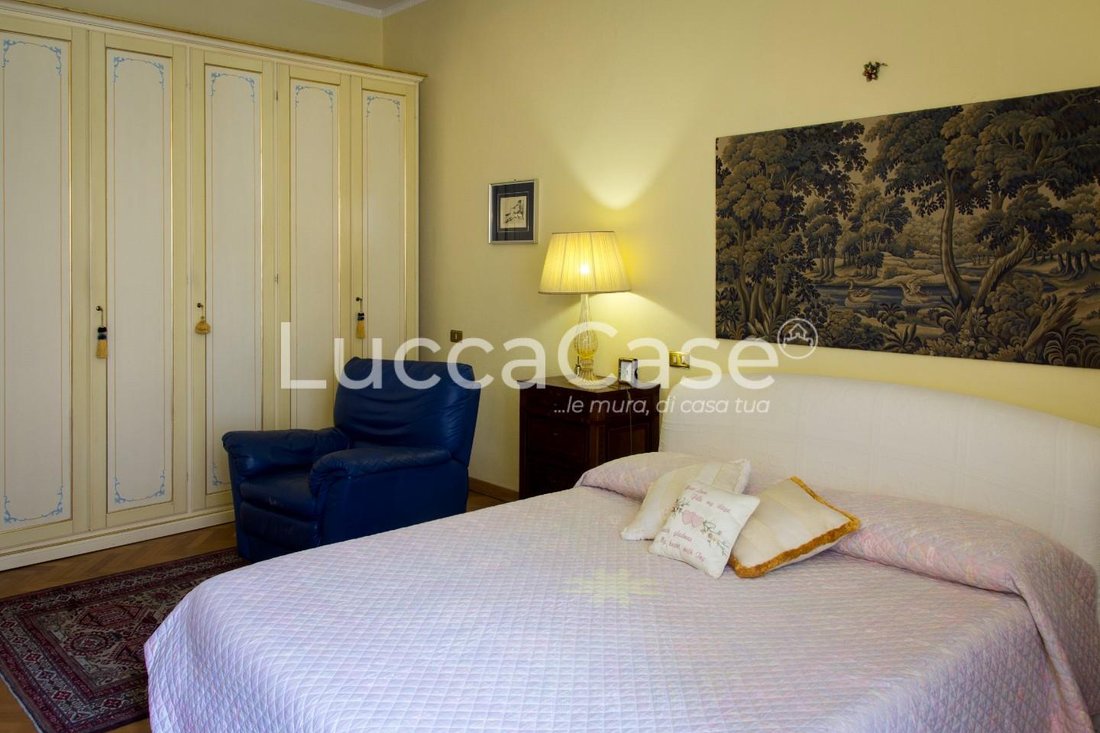 Apartment in Historic Center, Lucca, Tuscany 5 - 15745089