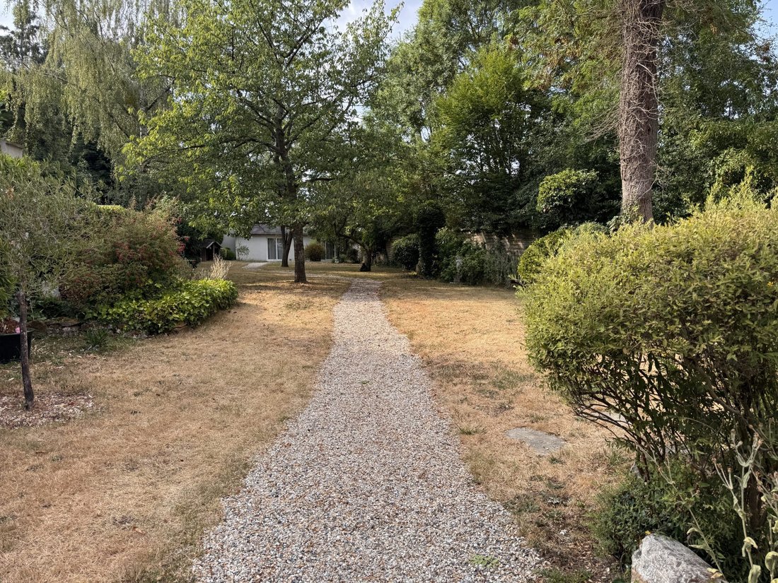 House in Bonnieres-sur-Seine, Ile-de-France, France 2 - 18604035