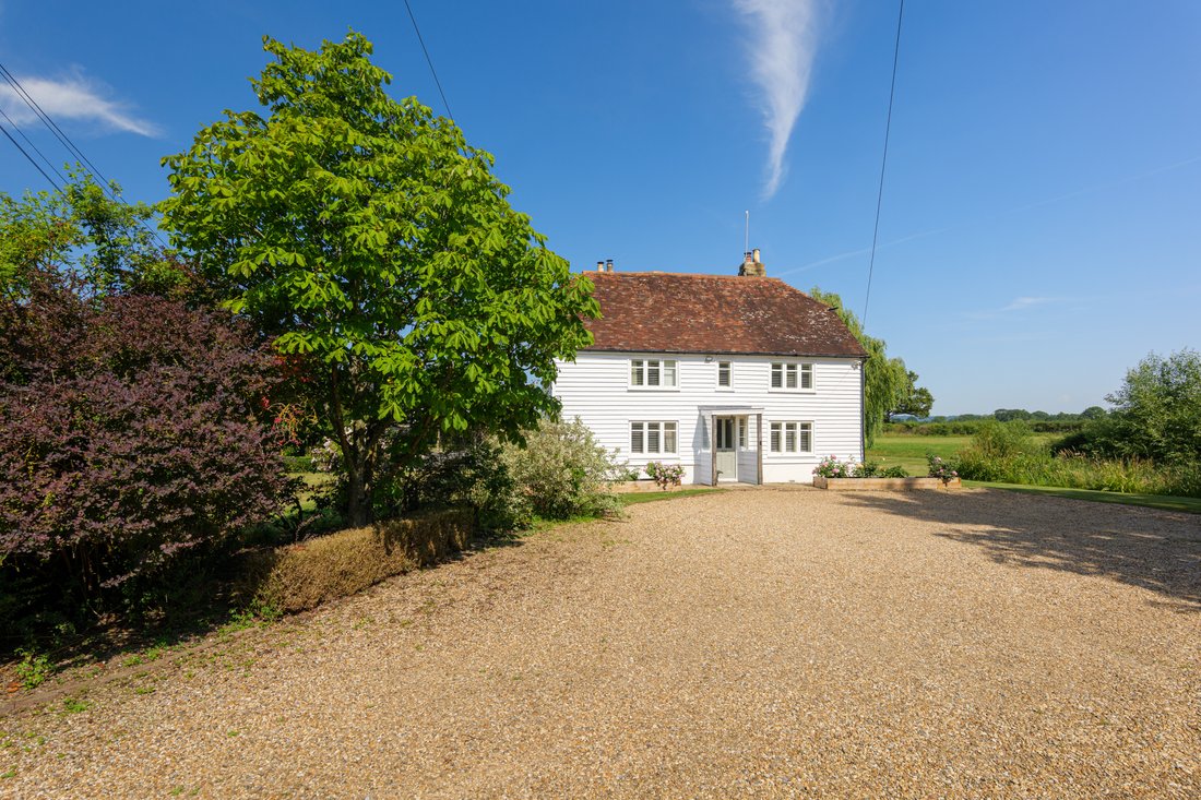 Country House in Egerton, England 5 - 18596224