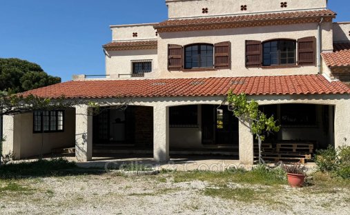 House in Nord Est, Bormes-les-Mimosas, France 1