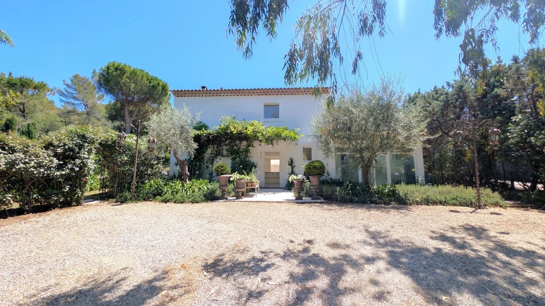 Villa in Valbonne, Provence-Alpes-Côte d'Azur, France 4 - 18598645