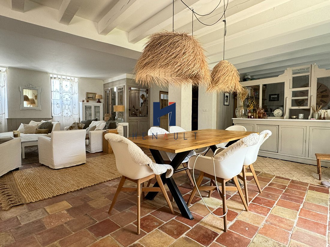 House in Sainte-Marie-de-Ré, Nouvelle-Aquitaine, France 4 - 18597629
