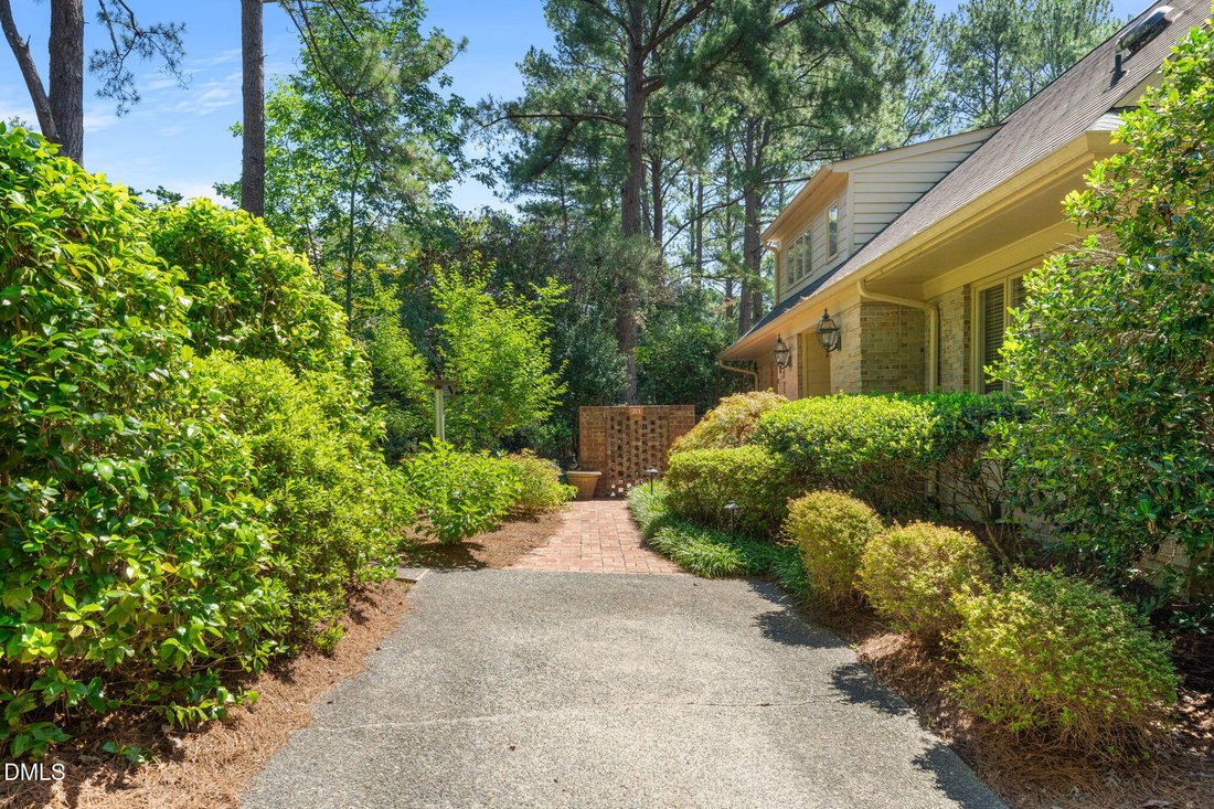 Townhouse in Chapel Hill, North Carolina, United States 2 - 18601506