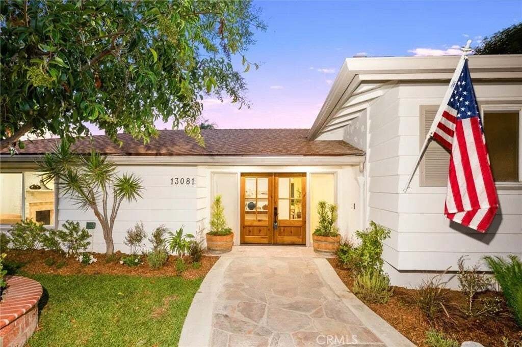 House in Santa Ana, California, United States 2 - 18601945