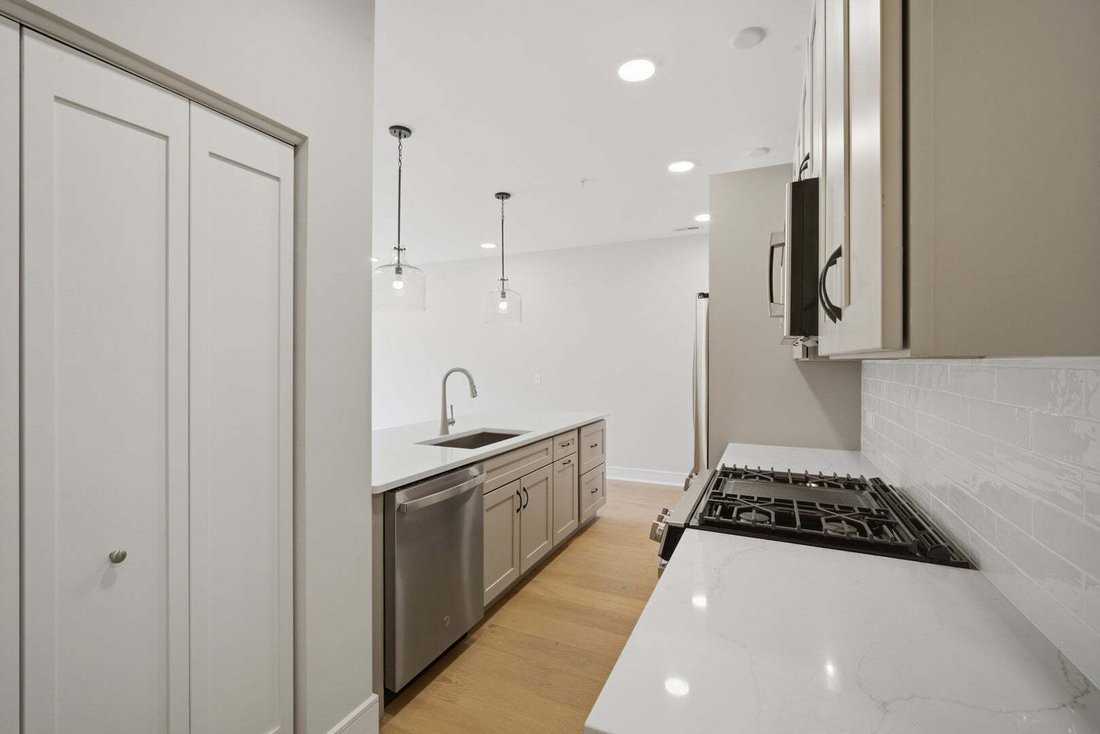 Townhouse in Wheeling, Illinois, United States 5 - 18601440