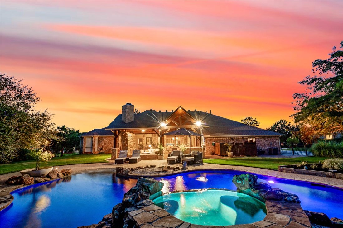 House in Lewisville, Texas, United States 1 - 18600872