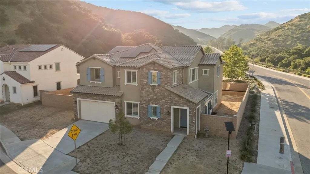 House in West Hills, California, United States 4 - 17633350