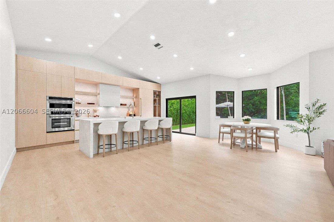 House in Miramar, Florida, United States 2 - 18601018