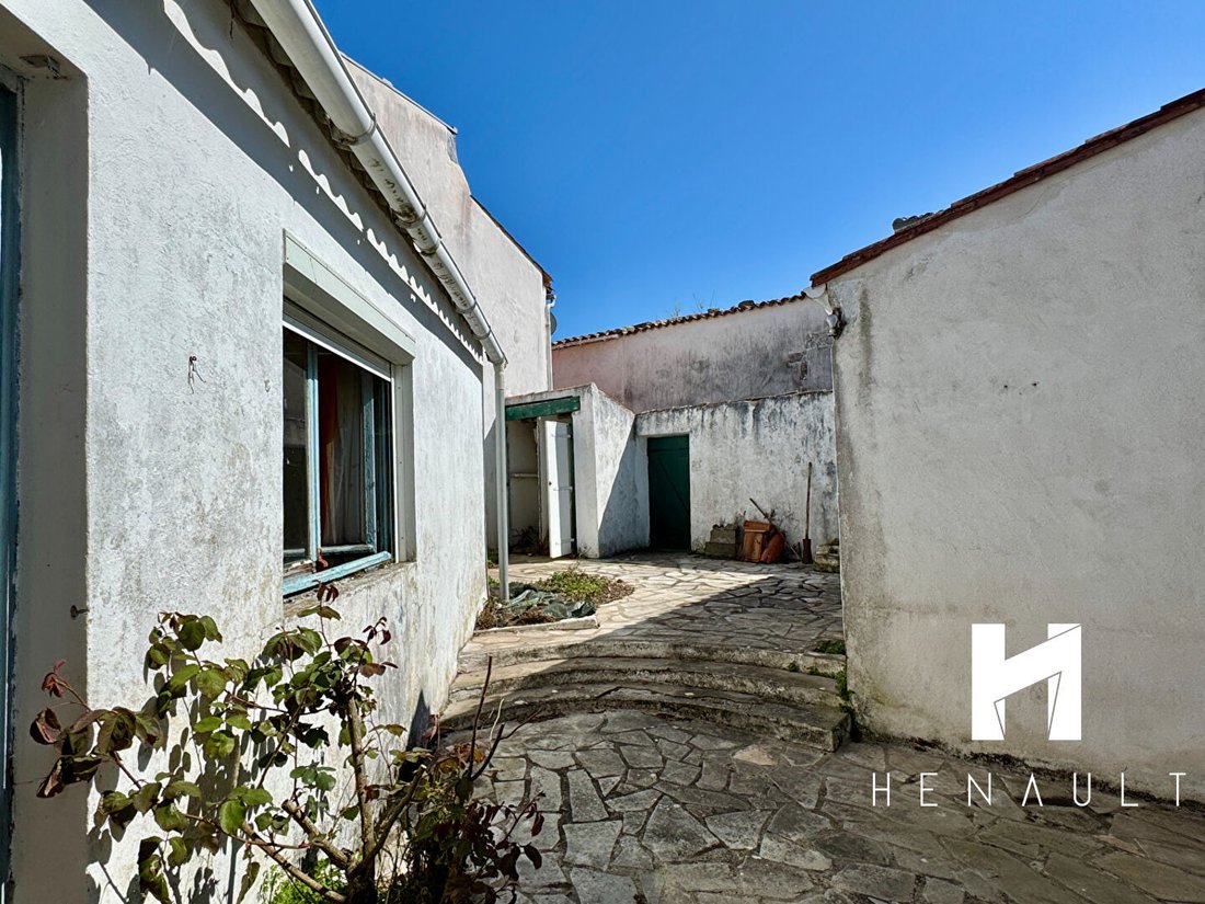 House in Ars-en-Ré, Nouvelle-Aquitaine, France 2 - 18598253