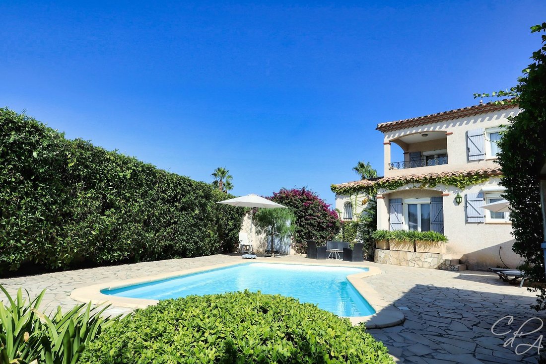 Villa in Centre Ville, Perpignan, France 4 - 18600320