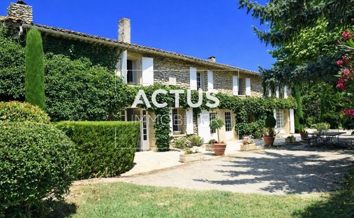 House in Campagne, Senas, France 1