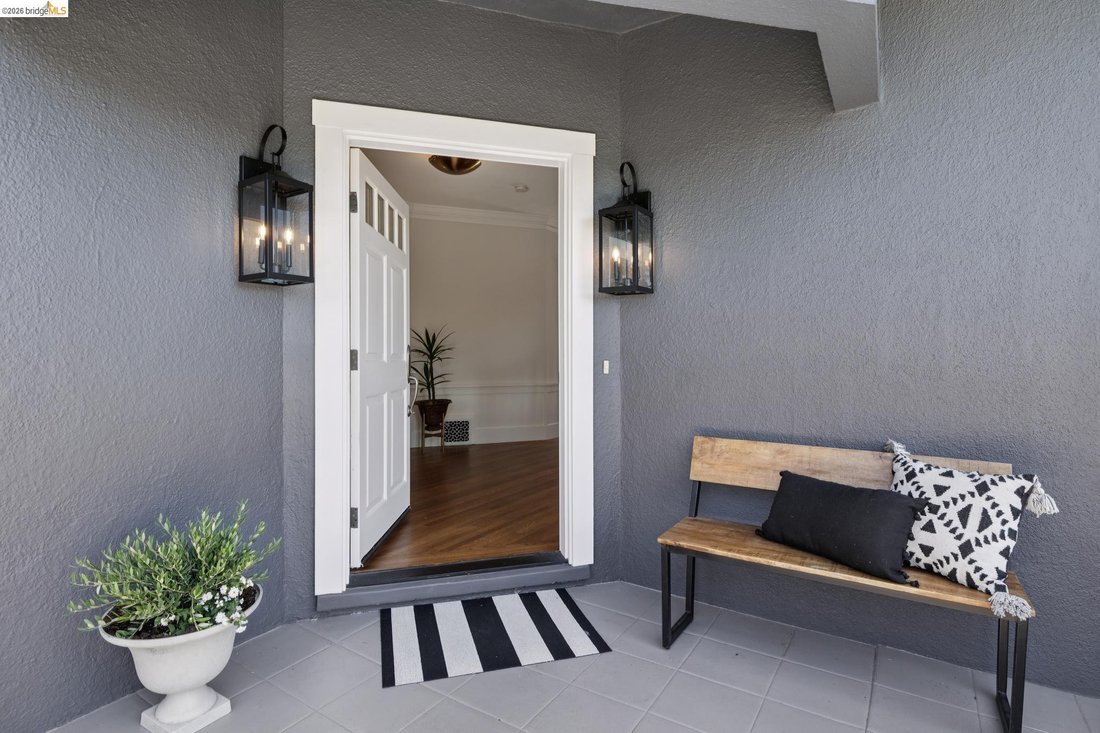 House in Oakland, California, United States 2 - 18600641