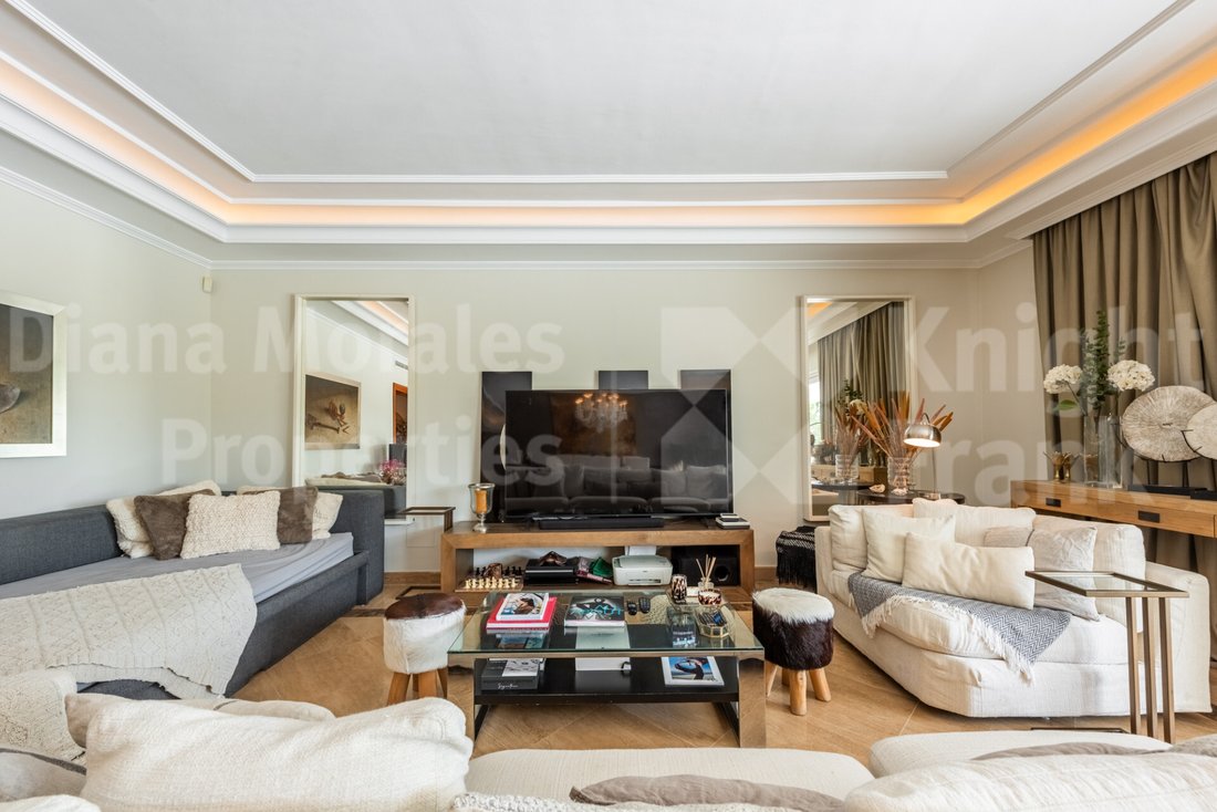 Apartment in Puerto Banus, Marbella, Spain 5 - 18602536