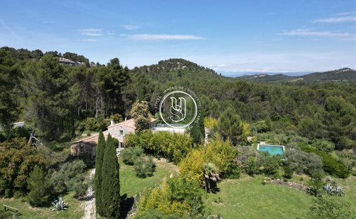 Villa a Saint-Remy-de-Provence, Provenza-Alpi-Costa Azzurra, Francia 1