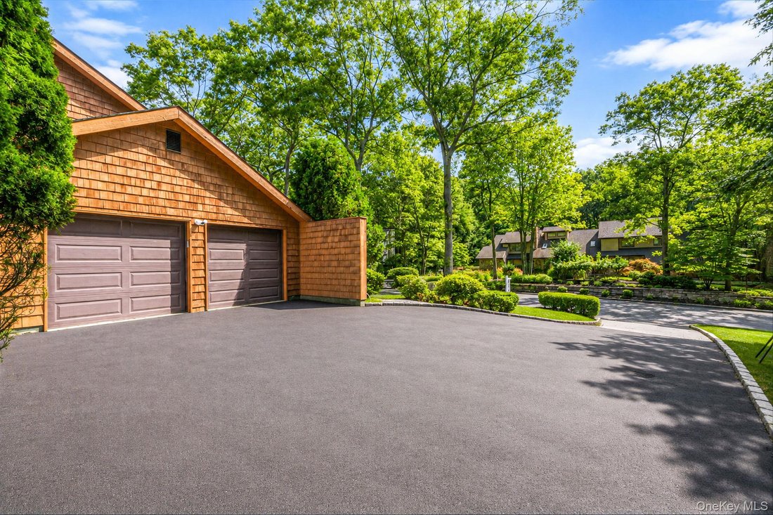 House in Rocky Point, New York, United States 5 - 18602389