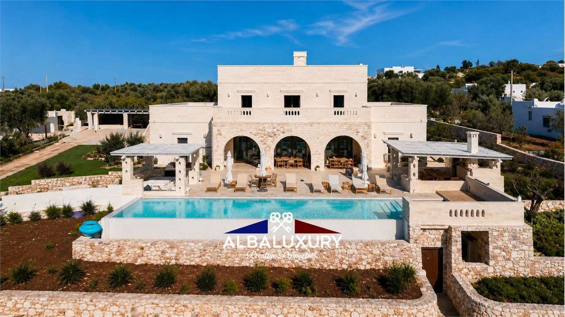 Villa in Tamburroni-Grottone-Rosara, Ostuni, Apulia 1 - 18601605