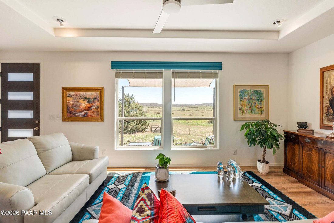Prescott Valley, Arizona, United States 4 - 18599610