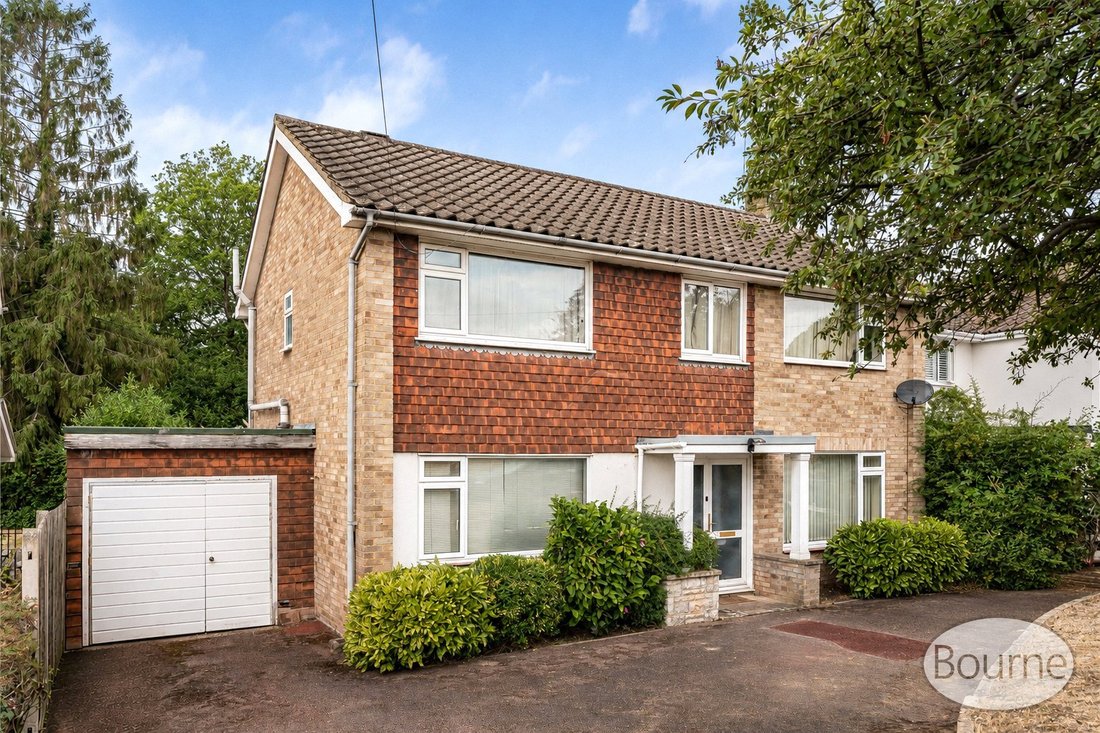 House in Fairmile, Elmbridge, England 1 - 18596512
