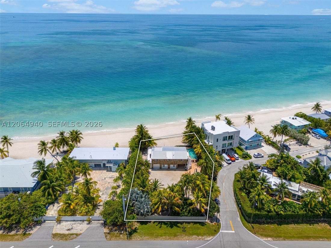 House in Islamorada, Florida, United States 2 - 18601010