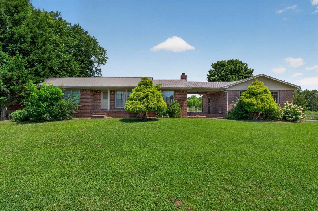 House in McMinnville, Tennessee, United States 1 - 18601692