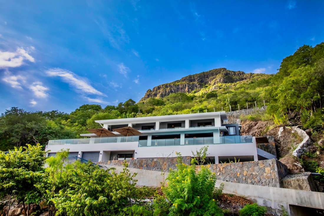 Villa in La Preneuse, Rivière Noire District, Mauritius 3 - 17967809