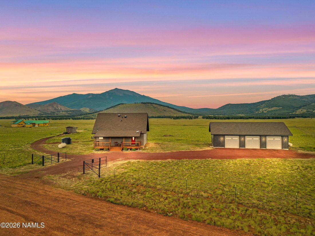House in Flagstaff, Arizona, United States 2 - 18599575