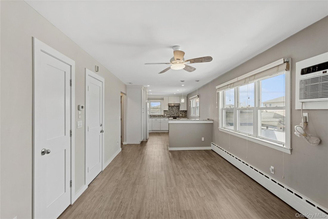 Island Park, New York, United States 3 - 18602369