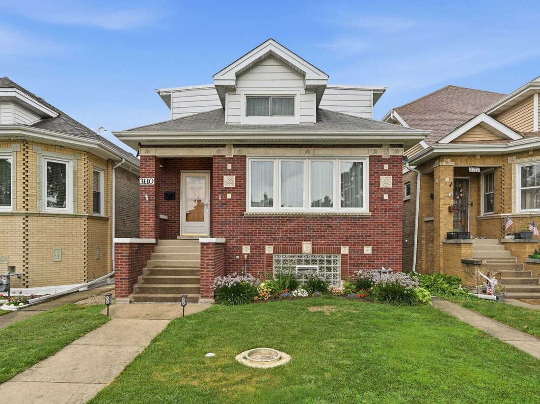 House in Elmwood Park, Illinois, United States 1 - 18597517