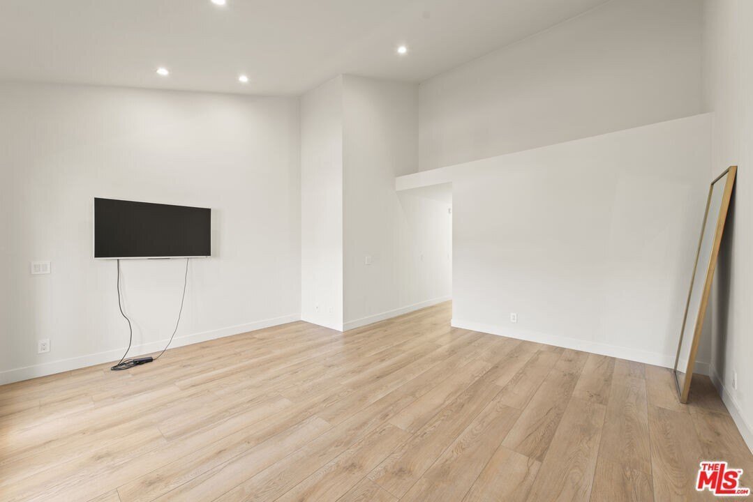 House in Los Angeles, California, United States 5 - 18603743